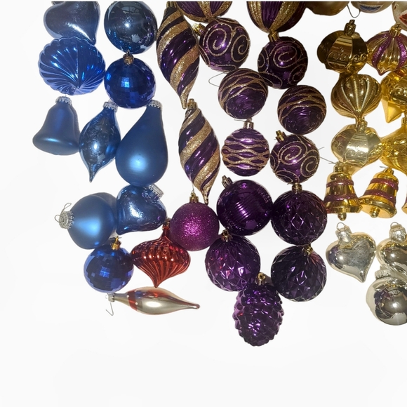 Christmas Tree Ornaments - Picture 7 of 8